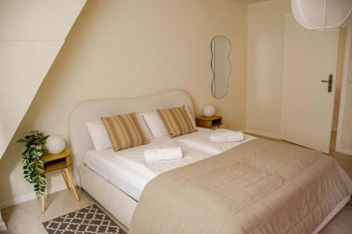 Goldlöckchen, 80 qm 2-Room Apartment im Herzen der Detmolder Innenstadt in Detmold, Deutschland