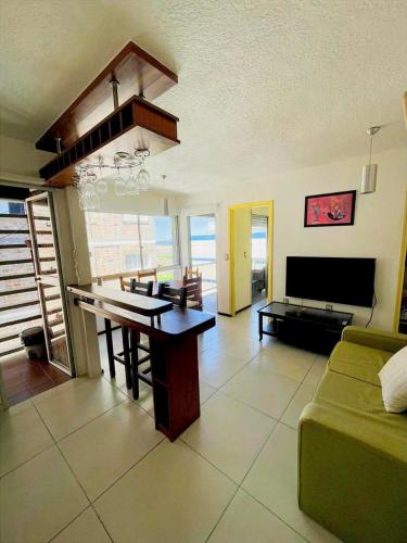 APARTAMENTO 1 DORMITORIO EN PUNTA DEL ESTE a 100 mts de PLAYA BRAVA
