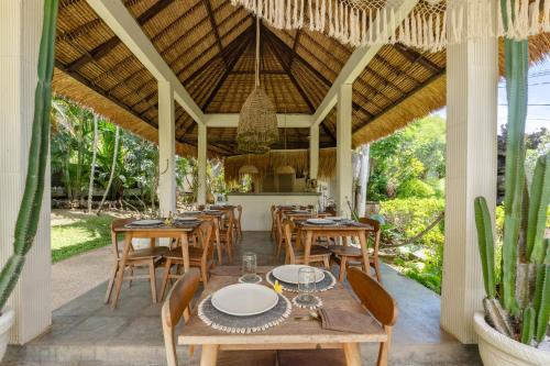 Incense Impossible Beach Boutique Hotel - Adults Only 5