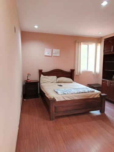 Mountain house in Cascajal de Coronado in San Jerónimo