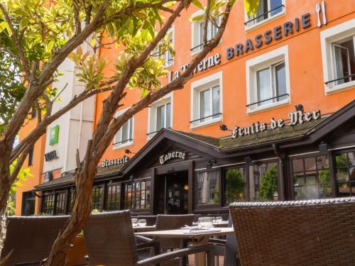 숙소 외관, ibis Styles Le Puy-en-Velay in 르 퓌 앙 블레