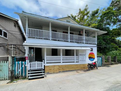 Windy days Apartments – khách sạn tại Utila
