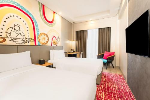 room detail thumbnail 0