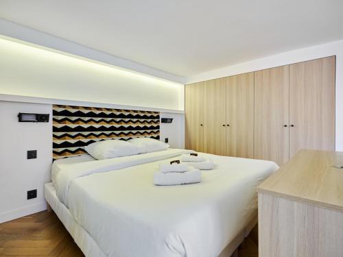Charming Duplex Loft - Paris City Center - image 6