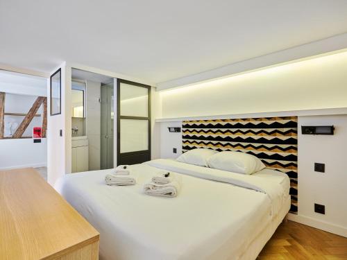 Charming Duplex Loft - Paris City Center - image 2