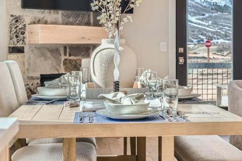 Pet Friendly! Winston's Lodge at Helling 203 condo - image 6