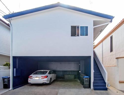 1225 Marine - Balboa Island Beauty – Updated Upper Unit Retreat - image 5