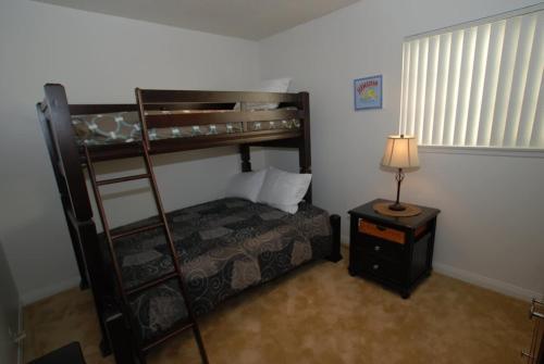 7 Bdr Duplex In The Heart Of The Peninsula- 121 home - image 4