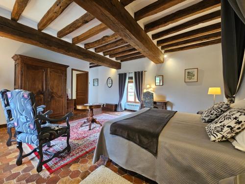 4 twin beds