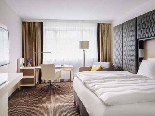 Exterior view, Pullman Berlin Schweizerhof Hotel in Berlin