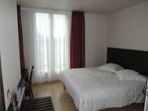 Escale Oceania Marseille Vieux Port - image 3