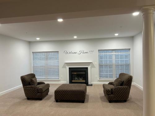 A Warm Welcome to this spacious 8 bedrooms, 4 and a half baths Villa in Waldorf (MD)