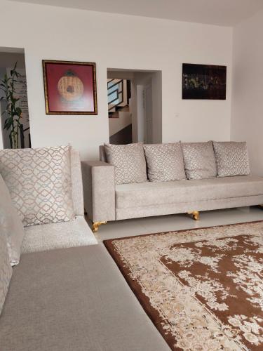 فيلا villa VIP in Seeb (Muscat)