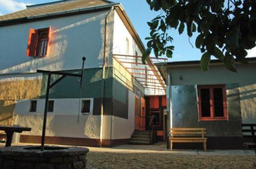 Hullam Hostel - image 6