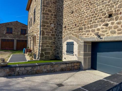Chic & Dingo - Modern Apartment, Comfort, Wi-Fi in Saint-Didier-en-Velay