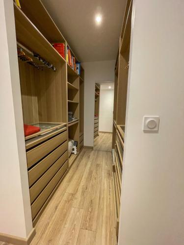 Chic & Dingo - Modern Apartment, Comfort, Wi-Fi in Saint-Didier-en-Velay