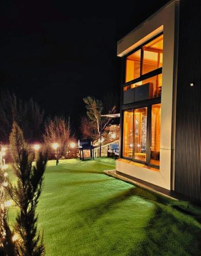 Ghine Duplex 2BR w Garden & Mountain View in Ghbaleh