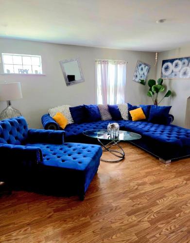 Comfortable & Relaxing Charming 3BR unit, Chicago