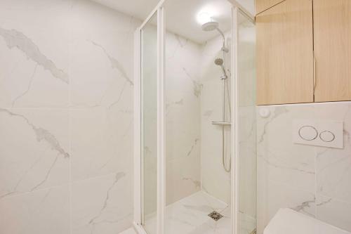 Beautiful Apt -1BR-4P- Tour Eiffel-Invalides - main image