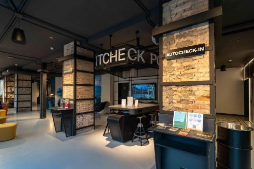 Lobby, THE CENTRAL HOUSE GRANADA ELVIRA in Granada