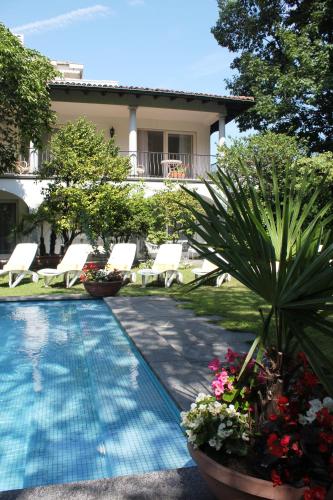 Kolam renang, Hotel Tamaro in Ascona