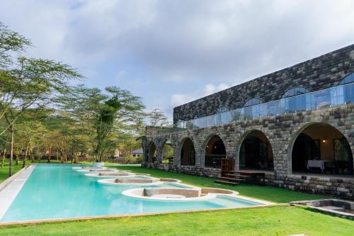 Giraffe Manor Tanzania – khách sạn tại Arumeru