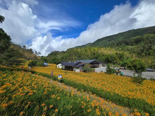 赤科山櫻之谷咖啡民宿 - Hualien