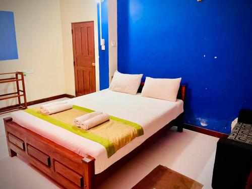 1 double bed