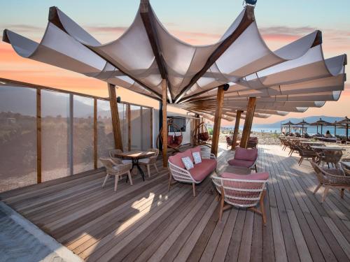 Restaurant, Ventale Island Breeze Resort in Gerogioupoli