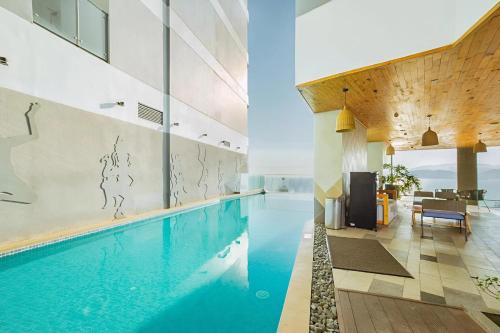 Swimming pool, Panorama Nha Trang Apartment Luxury - San Ocean in Phuoc Hoa