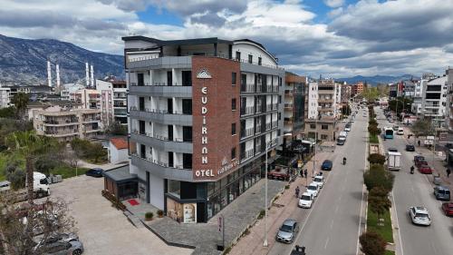 Evdirhan Otel – khách sạn tại Dosemealti