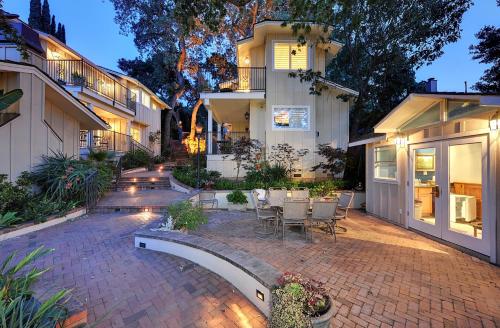 Saratoga Oaks Lodge 2