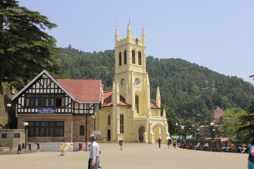 mountaincottage near Mall Road - image 2