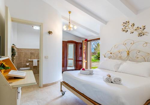 Hostly G&G Home
