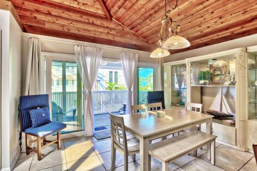 Valdes Cottage in St Pete Beach, USA