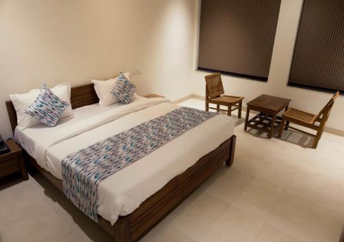 COSMIC INN in Hoshangabad