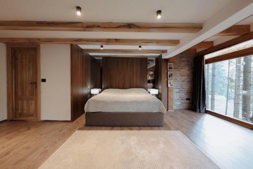Seraphine Chalet in Lumbardh