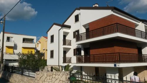  Apartment Zadar 41, Unterkunft in Smirić