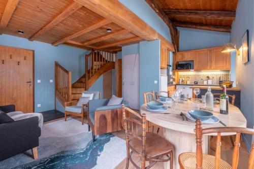 Duplex refait a neuf avec terrasse à Chamonix