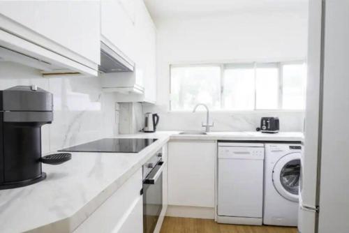 VESTO Sloane Avenue - image 6