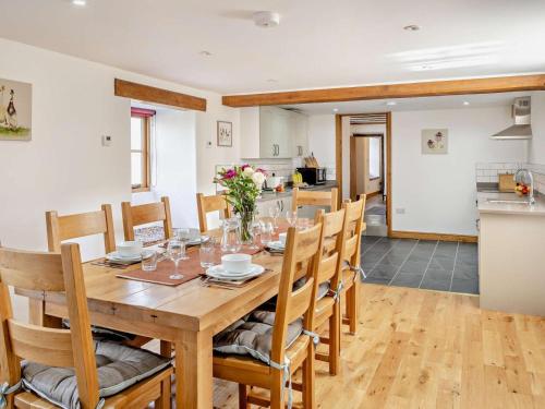 Iekārtas, 3 Bed in Bala oc-91365 in Bala Junction