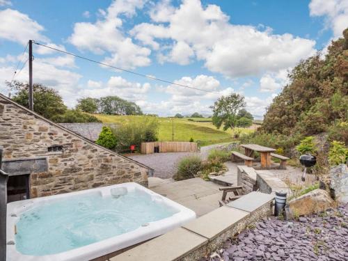 Facilities, 4 Bed in Llanrwst oc-52111 in Capel Garmon