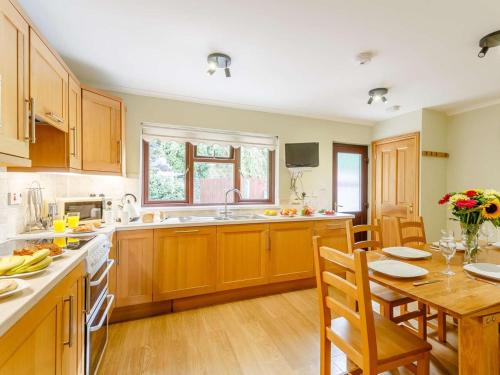 Einrichtungen, 4 Bed in Harlech oc-89631 in Harlech