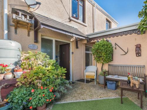 2 Bed In Tenby Oc-fb299 - Tenby