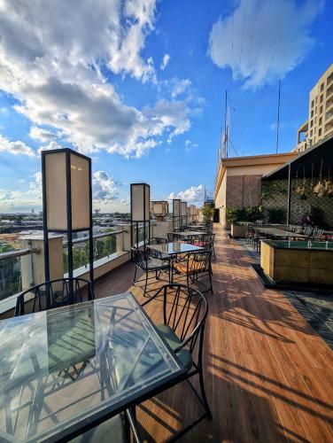 2BHK Sukoon Retreat at Gold Crest Mall with balcony - image 4