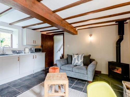 Seadmed, 1 Bed in Llangollen oc-78471 in Glyn Ceiriog
