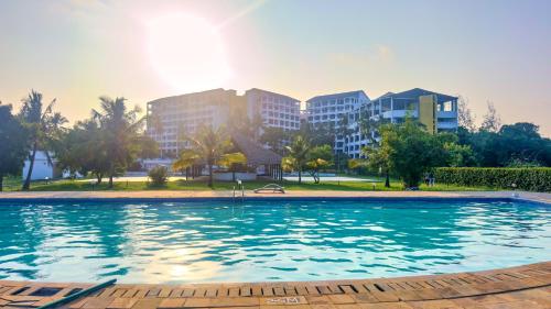 The Chillspot 2 with Beachfront, AC, Restaurant and Gym in Mombasa