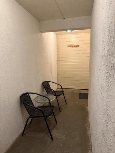 Bejárat, Sokkelleilighet in Etne