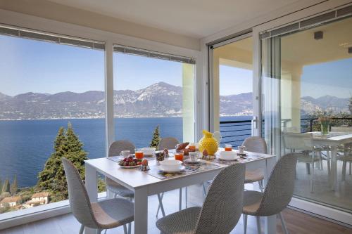 Paradise Apartment With Pool