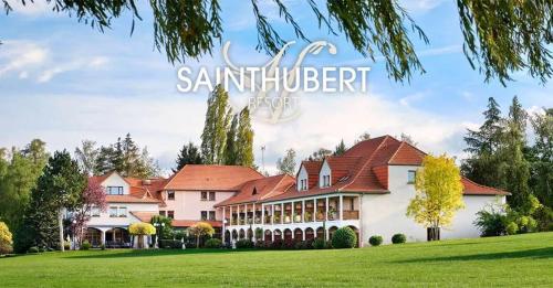 Exterior view of Hotel Saint-Hubert